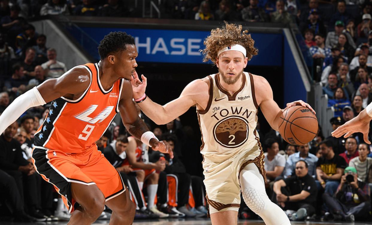 首发出场，5中1得4分，正负值-18，全队最低！勇士还是迷之自信啊