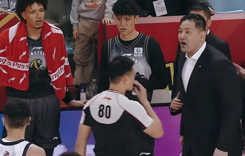 xingkong-虎口拔牙！克里斯缺阵，山东男篮强势逆转：高诗岩3记3分鼎定乾坤