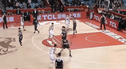 xingkong-虎口拔牙！克里斯缺阵，山东男篮强势逆转：高诗岩3记3分鼎定乾坤