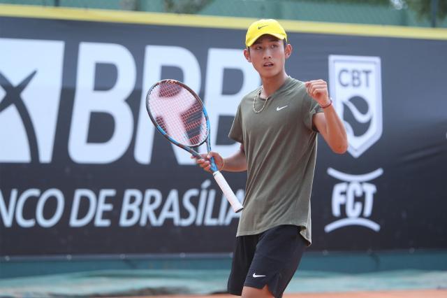 星空体育-“我的速度像爸爸，我的手感像妈妈，我叫商竣程”